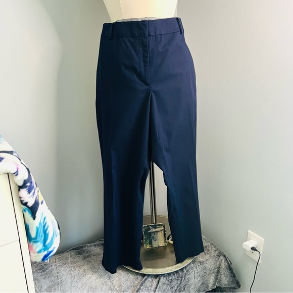 Talbots Pants - Talbots Heritage 16W Navy Blue Straight Leg Cropped Pants